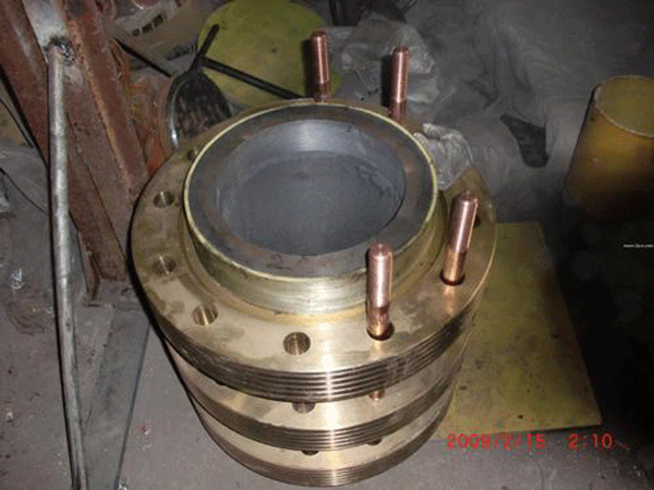 如何在加工過(guò)程中防止電機(jī)滑環(huán)損壞？